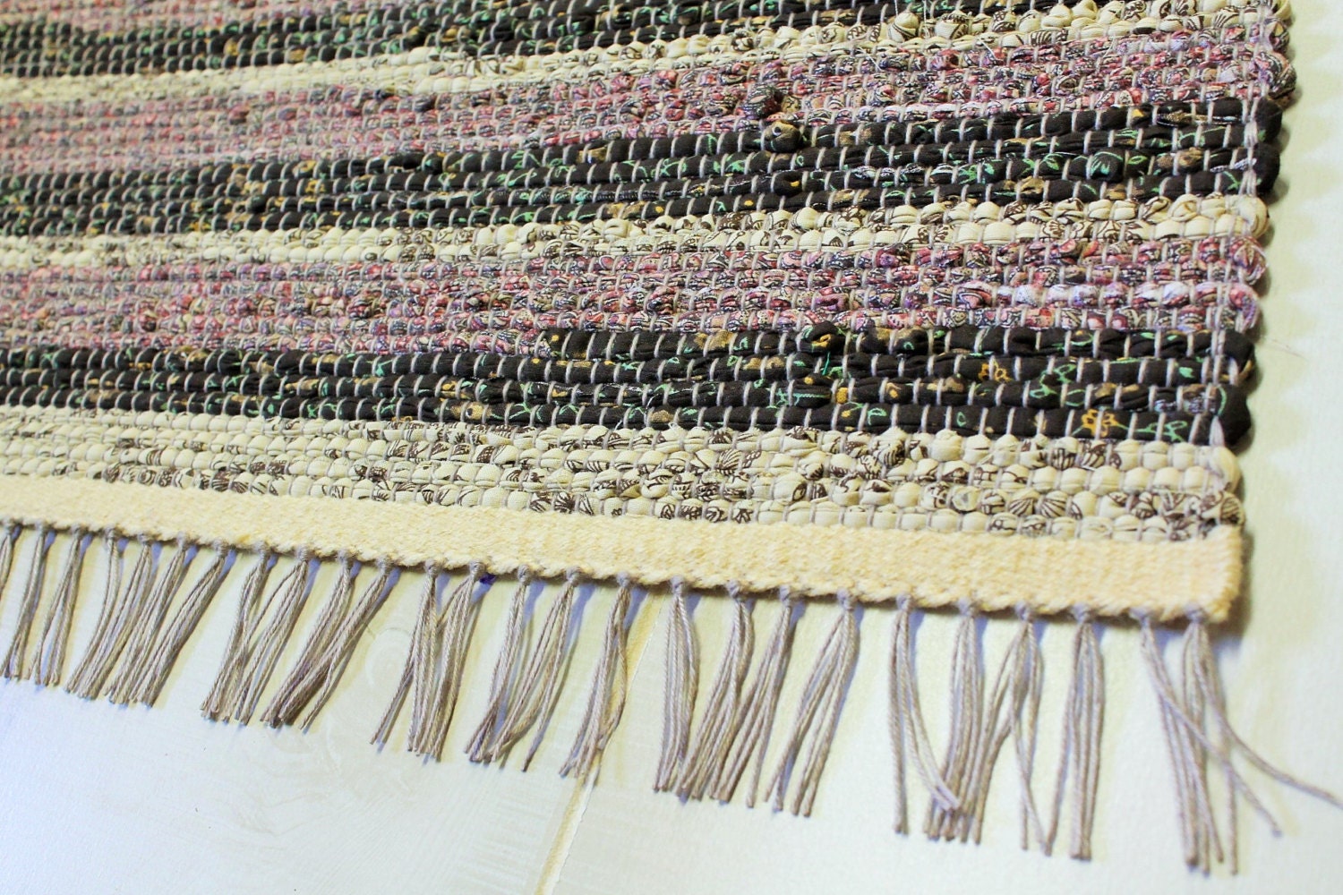 Traditional Loom Woven Rag Rug made with Vintage by RagRugRoad