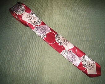 1940's Vintage Red Flower Pattern Necktie