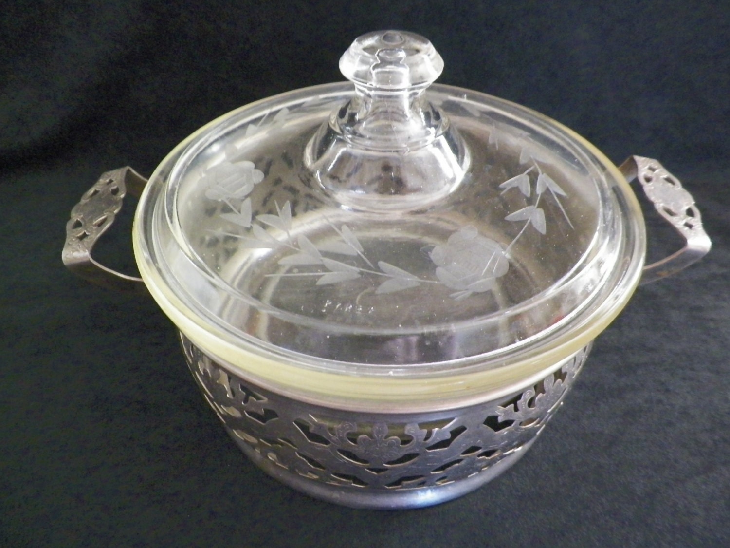 Pyrex Casserole Dish With Lid and Forman by JSVintageVillage