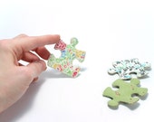 Red flowers puzzle brooch / Fabric puzzle brooch / Casual brooch / Cute fabric pin / Spring fabric brooch / Small gift