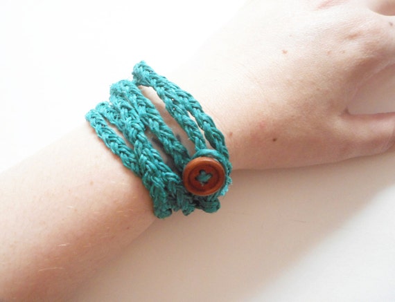 Green Braided Hemp Wrap Bracelet
