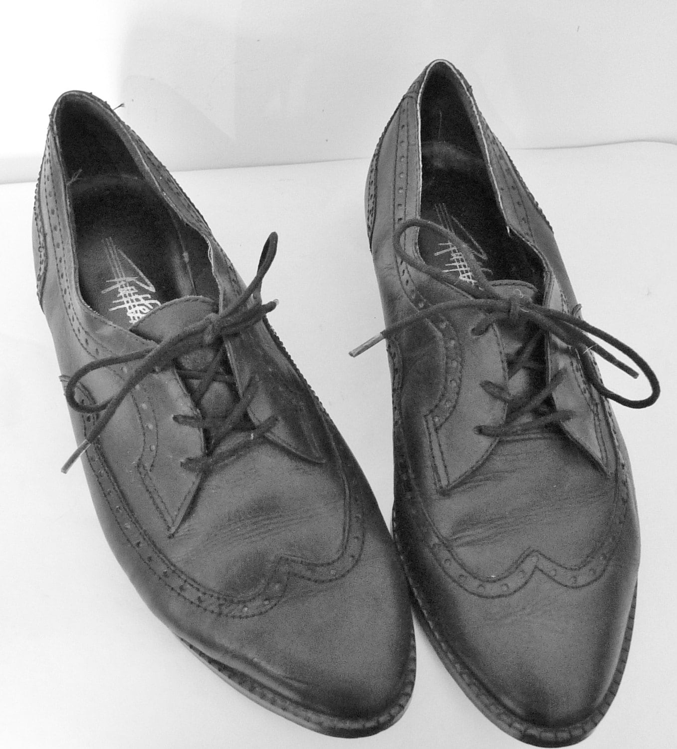 Vintage 80s Zoot Suit Black Oxford Brogues. Wingtip Shoes for