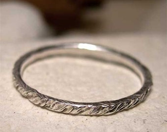 Tree Bark Texture Hammered Silver Ring, Thin Band Sterling Silver Stacking Ring, Polished Silver Hand Forged Stack Ring, Simple Organic Ring