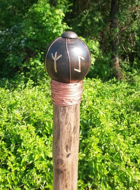 Spheretopped Rune Staff
