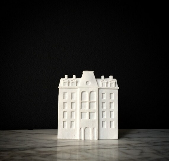 paris freestanding art object