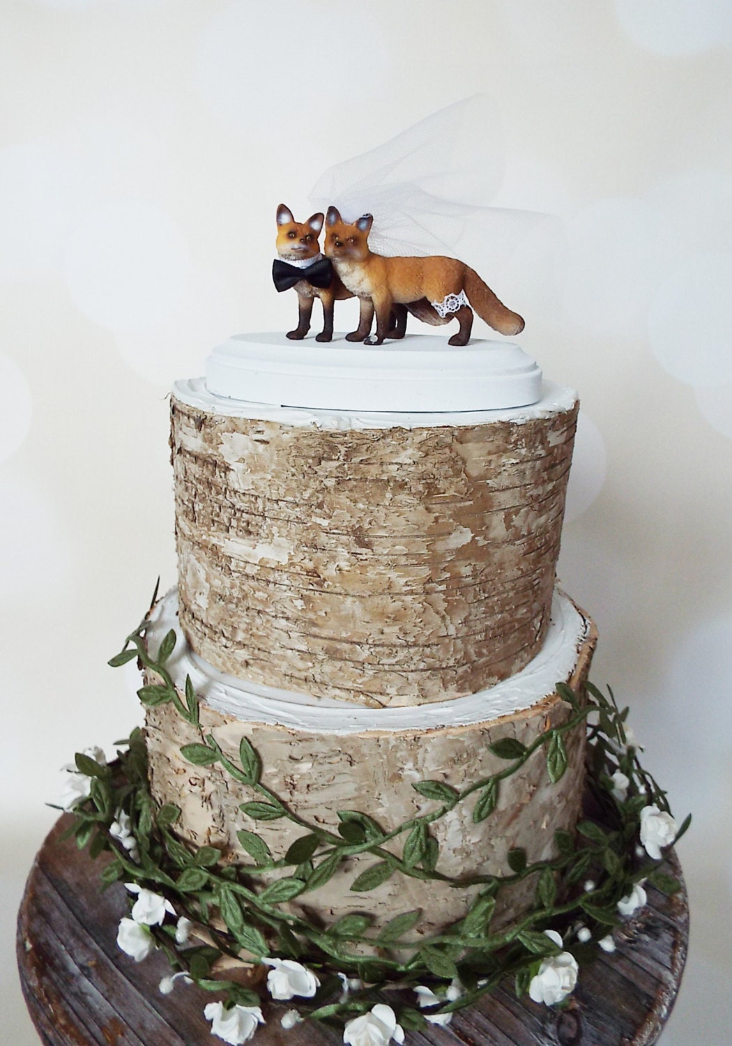 Woodland themed wedding cakes