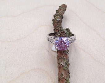Statement Ring, Amethyst Ring, Feburary Birthstone, Size 6 Ring, Cocktail Ring, Silver Ring, Lavendar ring, Sterling silver lavendar ring