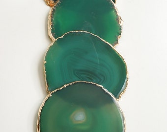 GREEN agate coasters. emerald geode coasters. gem coasters. SILVER or GOLD rim. 4 coaster set. home decor. drinking coasters