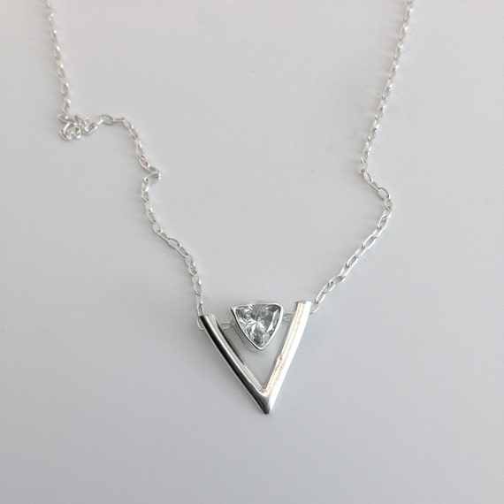 Double Triangle Stone Necklace