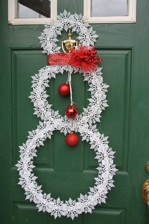 Items similar to Christmas Snowflake Wreath Whimsical 