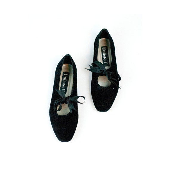 Black Velvet Mary Jane Flats with Ribbon Straps 1990s Minimalism ...