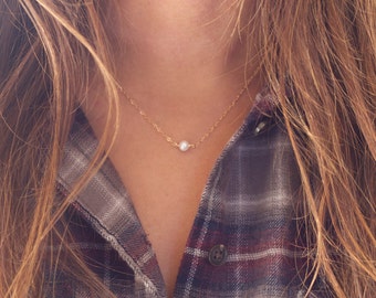 Tiny Pearl Necklace, One Pearl Necklace, Single Pearl, Freshwater Pearl Necklace,Gold Filled, Layer Necklace