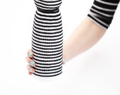 black and white vase, stripe crochet cotton