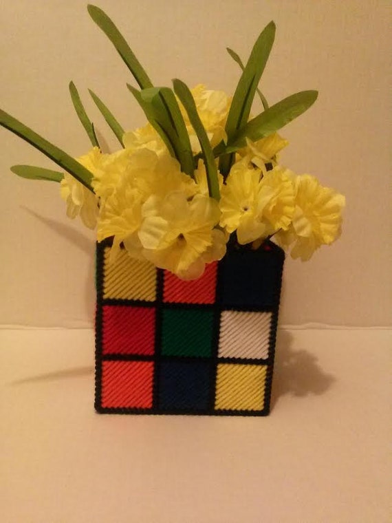 The Original Rubik's Cube Centerpiece Seen on by MaidenLongIsland