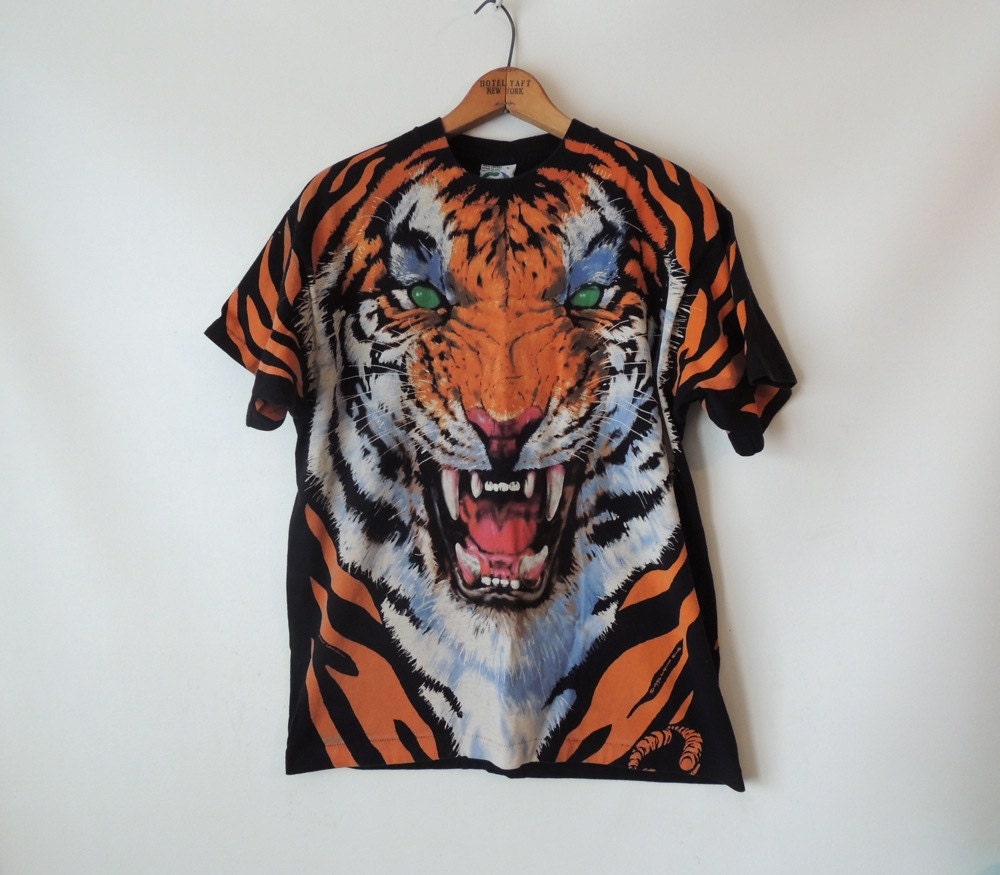 90s Tiger T-Shirt / 90s Graphic Shirt / Tiger Face / White