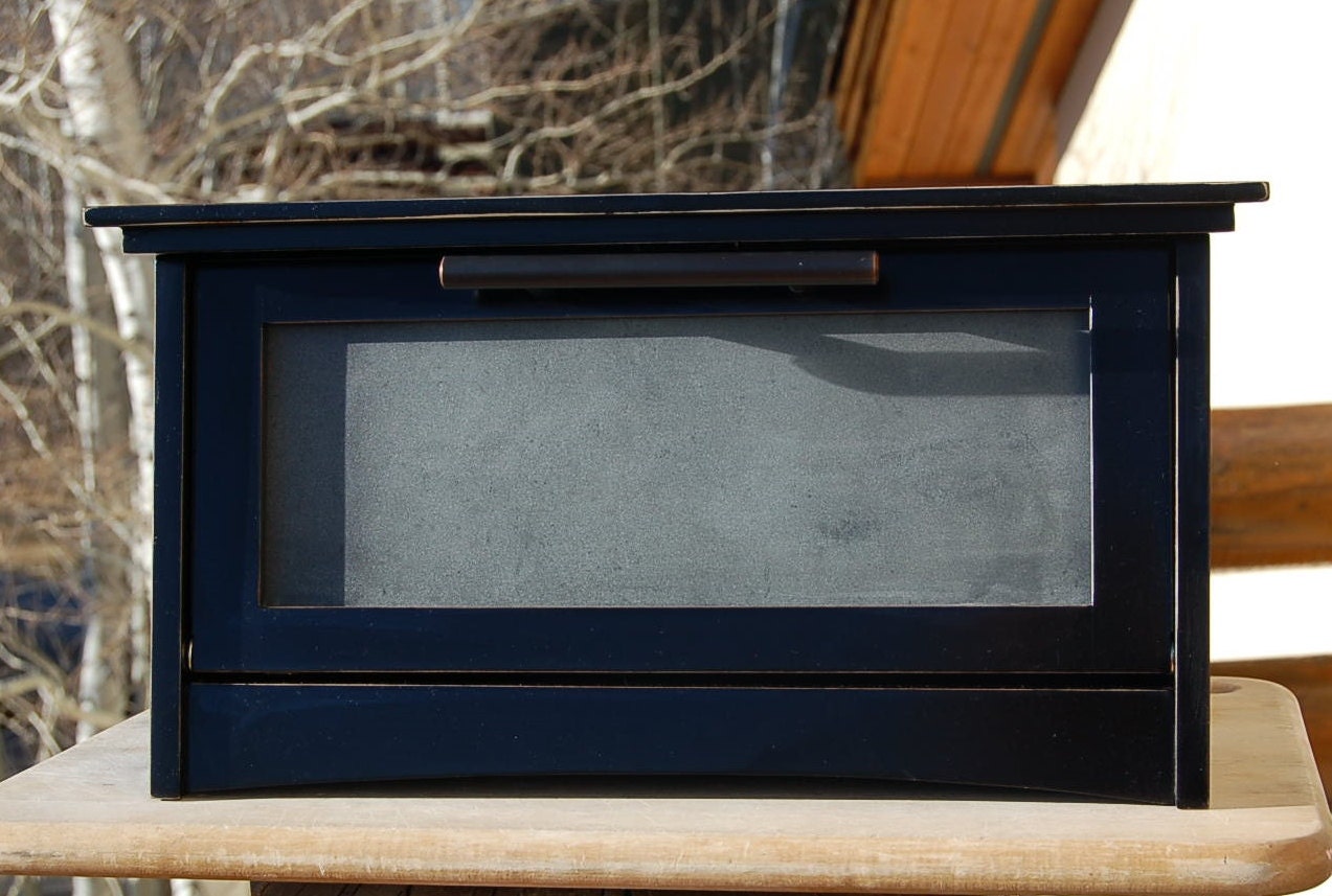 Black Bread box