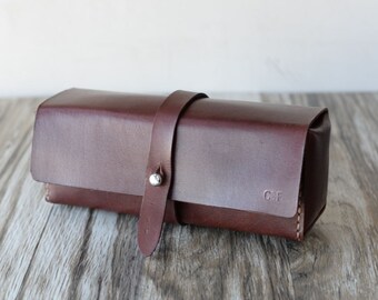 Personalized Leather Dopp kit, Toiletry Bag, Pen Case, Shaving Bag, Cosmetics Bag, Groomsmen Gift, Handstitched, Vege Tanned Leather