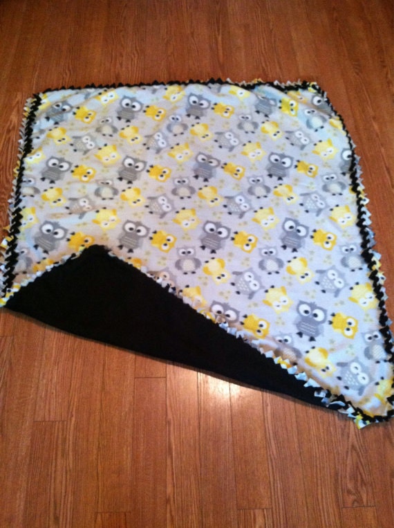 Items similar to Fleece blanket baby or kids. owl on Etsy
