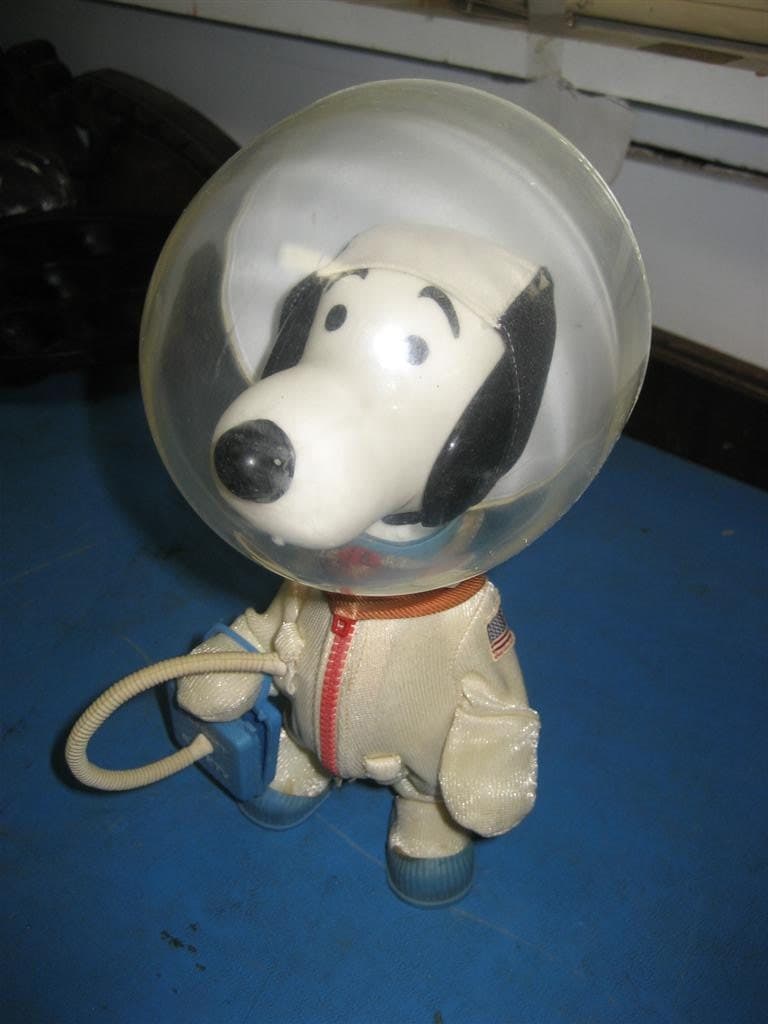 snoopy astronaut doll