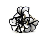 Flower Ring, Black and White Flowers Ring, Bouquet Ring, Bridal Accessories, Polymer Clay Ring, Black and White Statement Ring