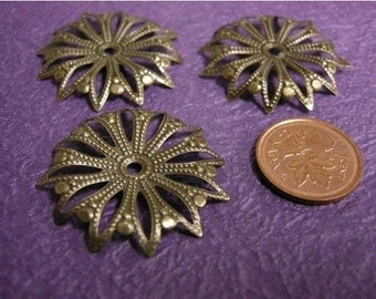 12pc 32mm antique bronze filigree setting-1482