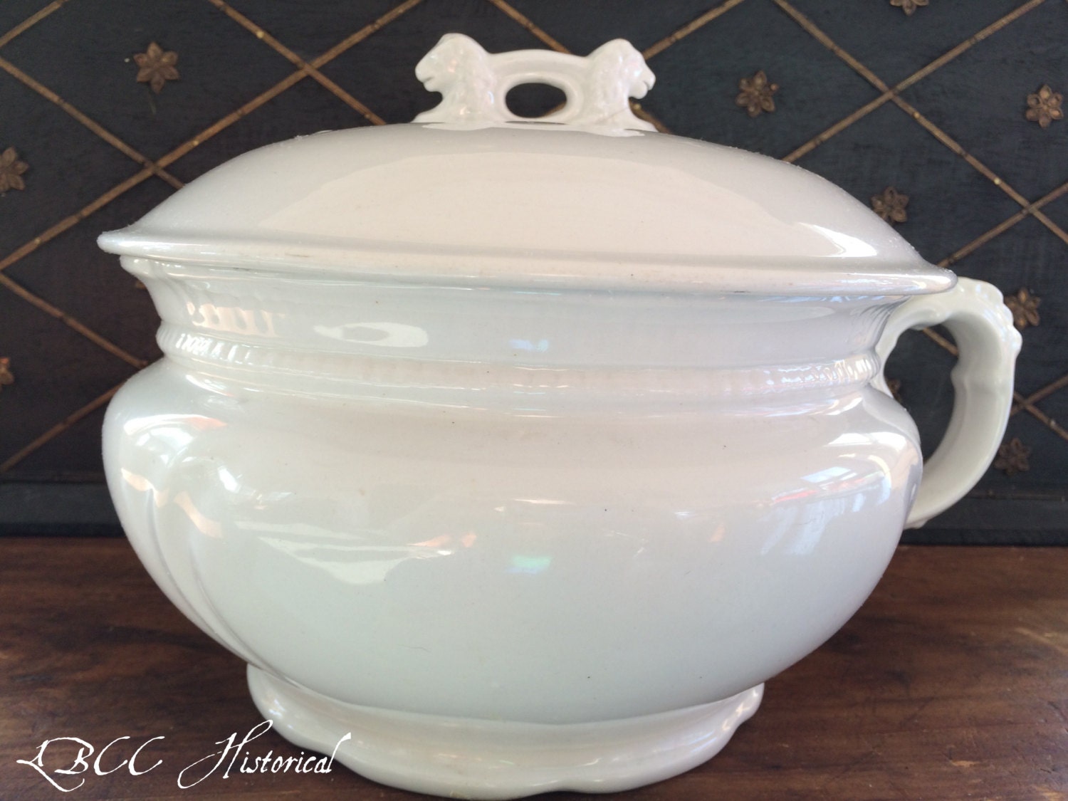 1891 Chamber Pot Alfred Meakin Royal Ironstone by LitttleBits