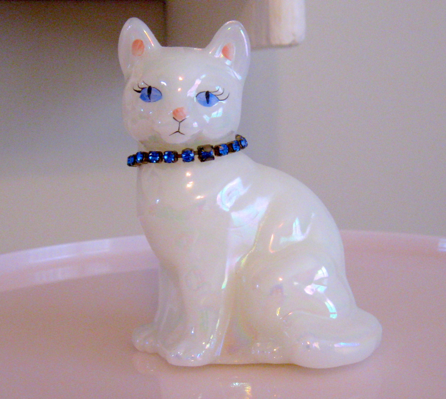 fenton birthstone cat
