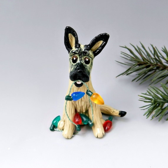 malinois figurine