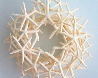 Beach Decor Starfish Wreath, Nautical Decor White Starfish Wreath, Seashell Wreath, Shell Wreath, Coastal Decor, Beach House Decor - #SFW100