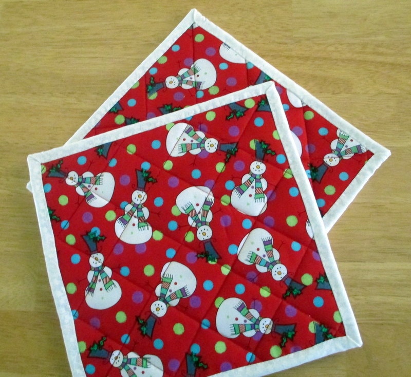 Quilted Hot Pads, Snowman Hot Pads, Christmas Hot Pads, Holiday Potholders, Handmade, Set of 2