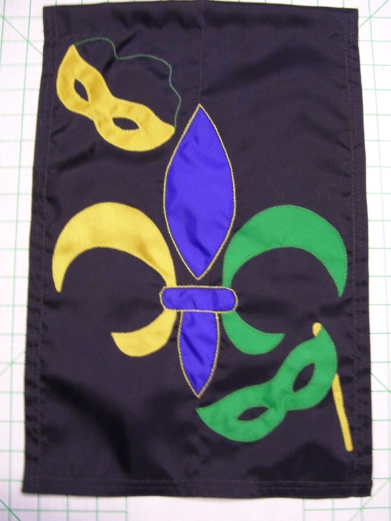 Mardi Gras 12 inch by 18 inch Garden Flag