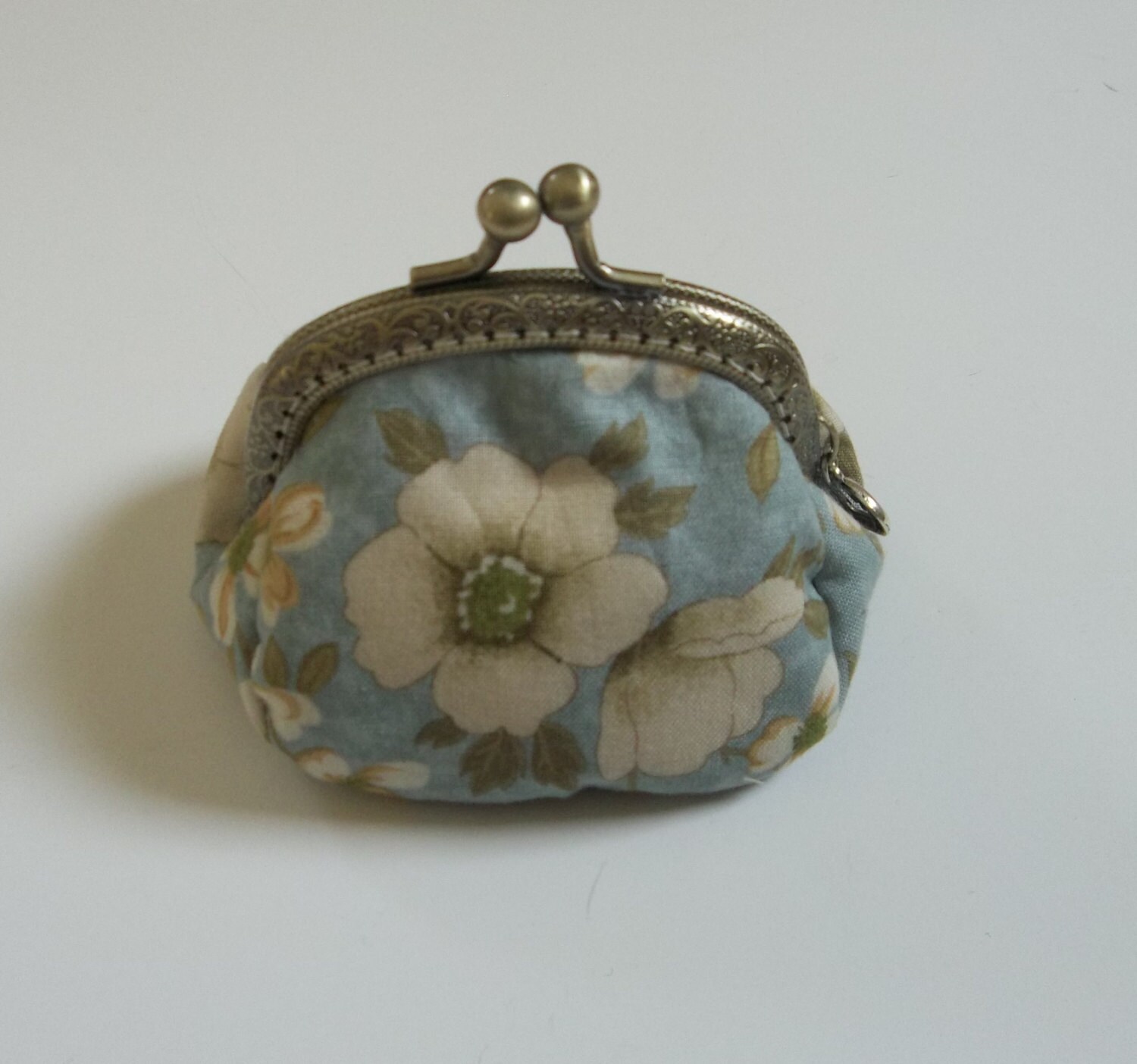 Metal Frame Dogwood Floral Coin Purse Small Change Purse Small