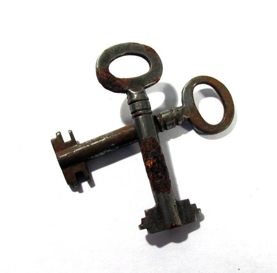 Two Sided Bit Skeleton Keys VINTAGE Skeleton Keys Two by punksrus