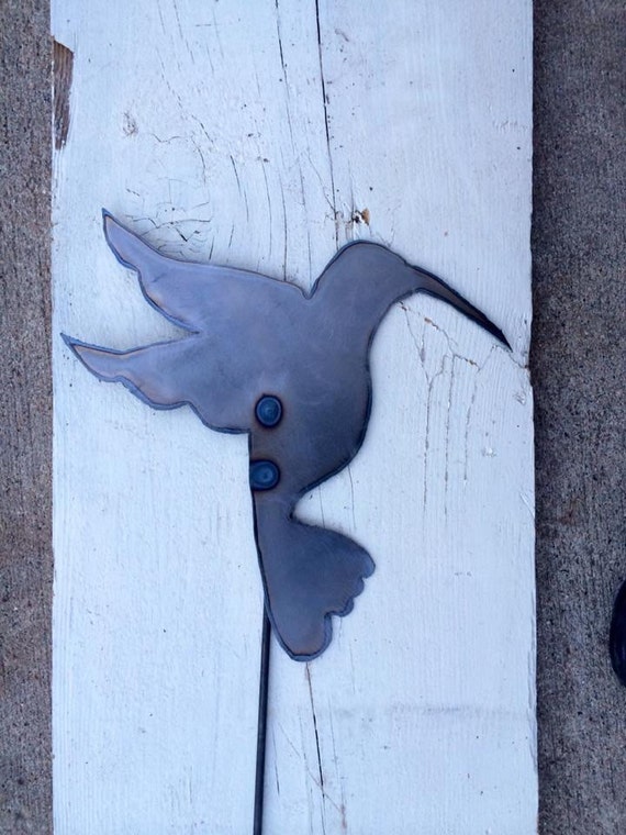 Hummingbird Metal Art Garden Decor by TooShai on Etsy