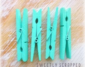 TURQUOISE BLUE Clothespins ... Home Decor, Painted, Distressed, Rustic Wedding, Spring, Shabby, Chic, Country, Farmhouse, Barn