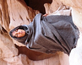 Huge Handwoven Yak Wool Shawl ~ Grey
