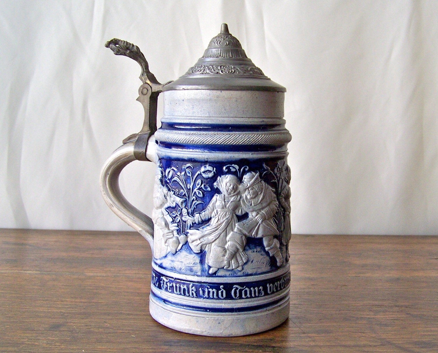 pewter beer stein with lid