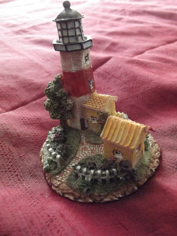 mini lighthouse figurines