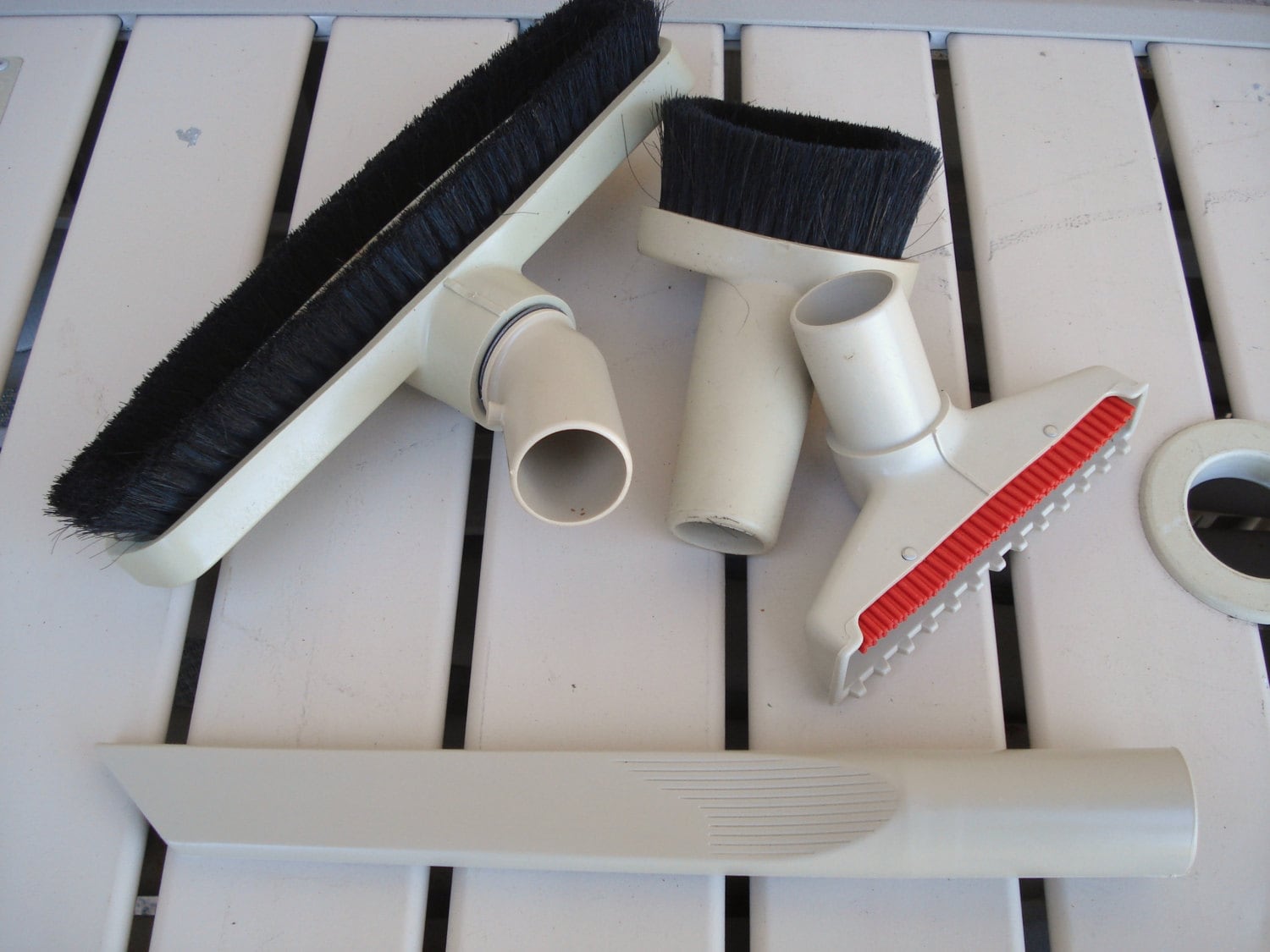 HOOVER Model U5901 Vacuum Cleaner Attachments Floor Furniture Brush