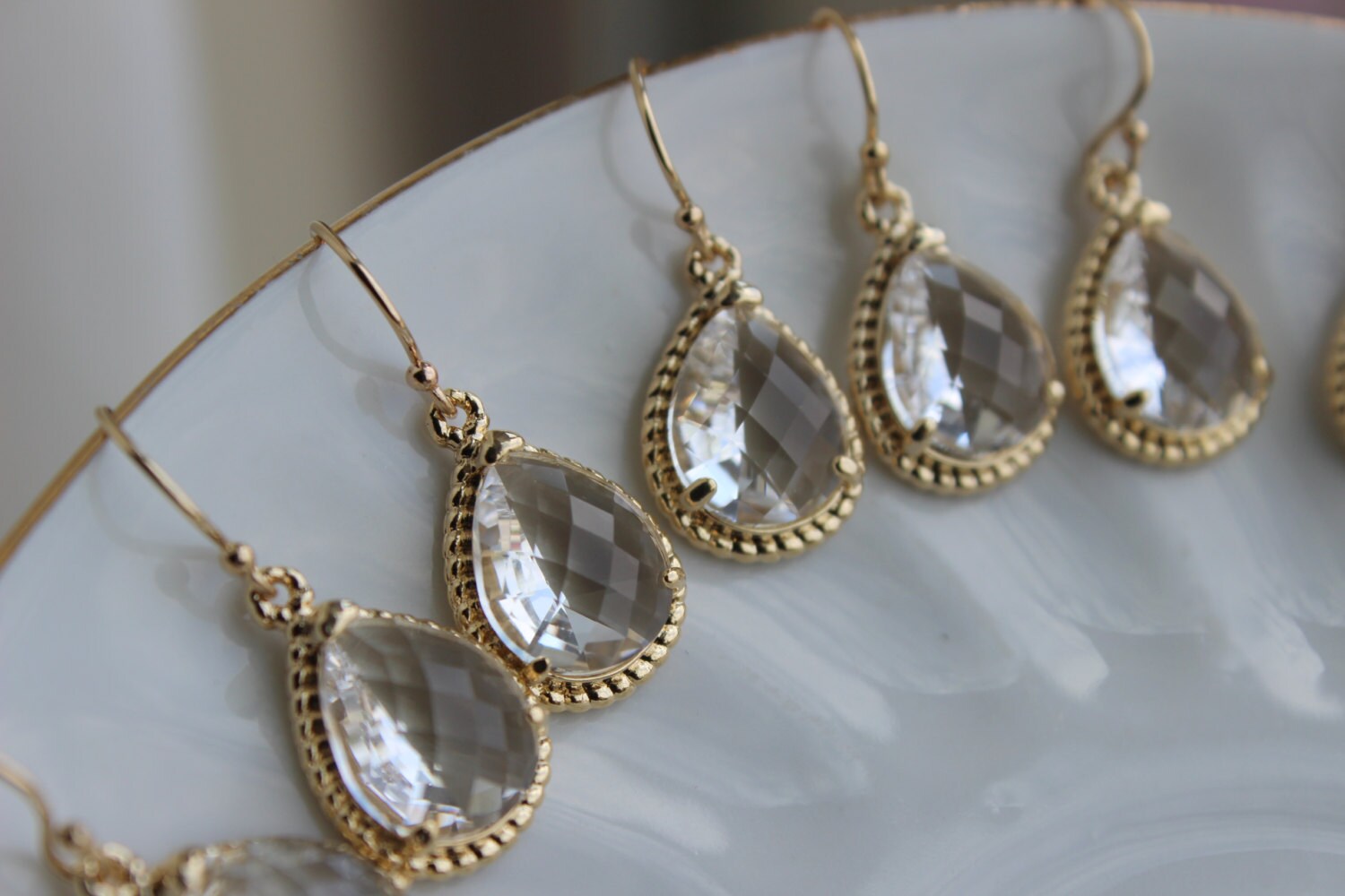15% OFF SET OF 6 Wedding Jewelry Bridesmaid Earrings Bridesmaid Jewelry - Crystal Earrings Clear Gold Teardrop Earrings - Bridal Earrings