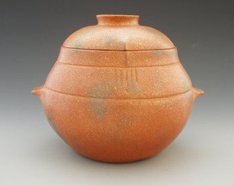 4 1/2 Quart Micaceous Clay Bean Pot