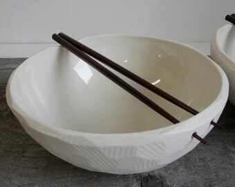 Large Porcelain Noodle Bowl, with Chopstick Rest, Chopsticks Included