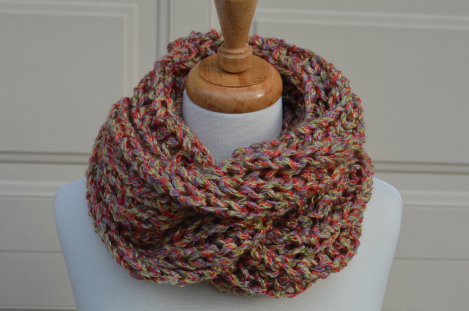 Chunky Knit Infinity Scarf Multicolor/Rainbow