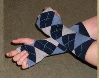 Blue Argyle Cute Fingerless Glove Arm Warmers