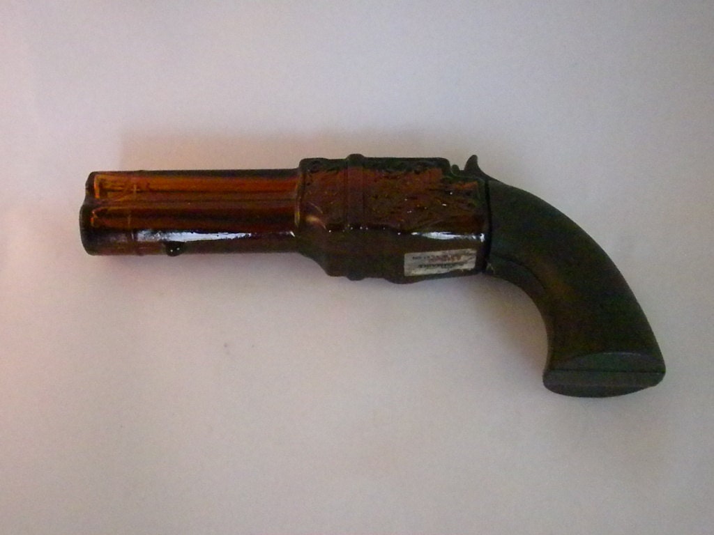 Avon Men's Cologne Pistol Avon Gun Cologne Bottle by oldandnew8