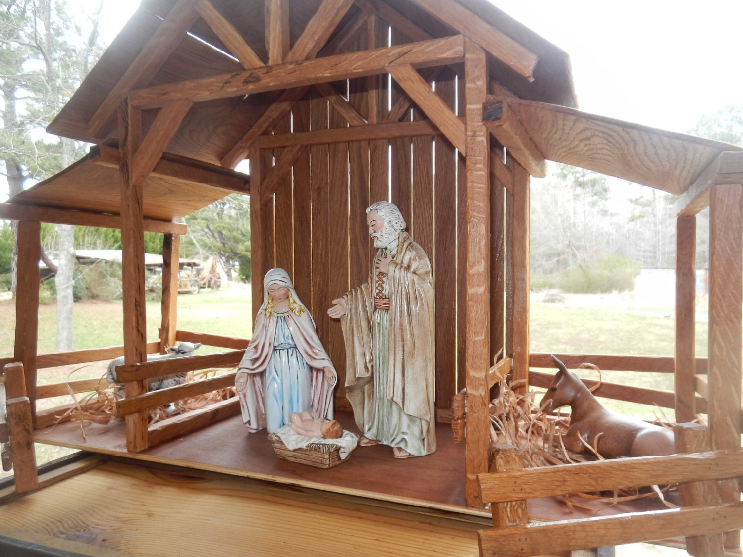 Reclaimed Wood Nativity Stable Creche by TheMomandPopWoodshop