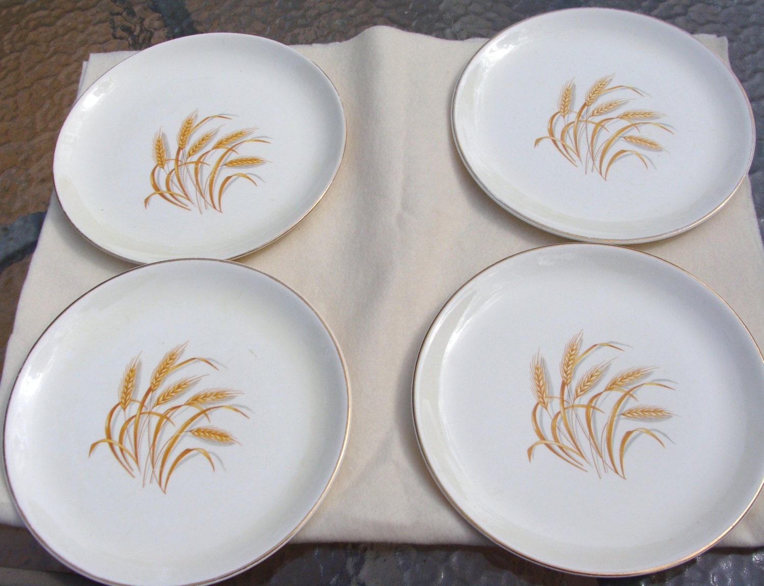 Golden Wheat Plates set of 4