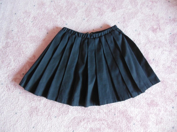 Black pleated school uniform skirt