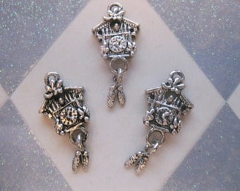 Cuckoo Coo Coo Clock Charms (4PCS) C117