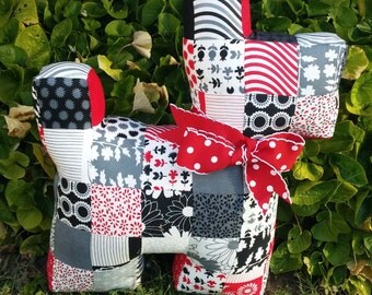 Patchwork Scottie dog in from "Weeds" fabric by Me and My Sister - birthday, wedding, anniversary, graduation, christening, baby shower.....